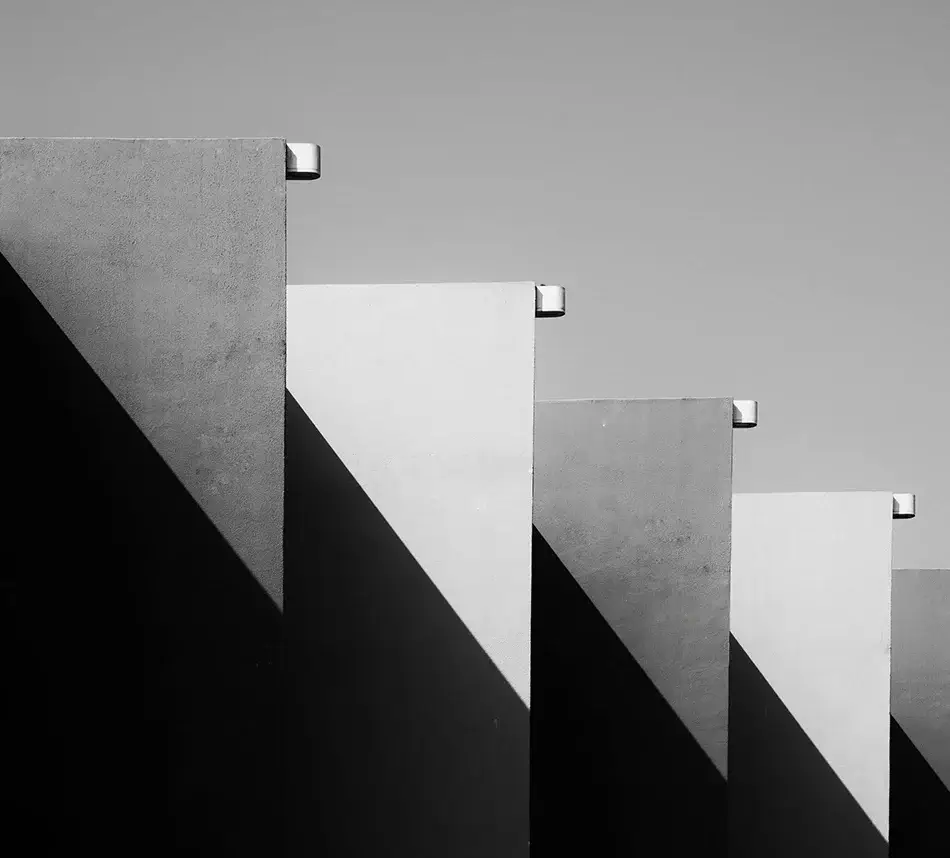 Planac Mimarlık minimalist web tasarım arayüzü ve UX yapısı