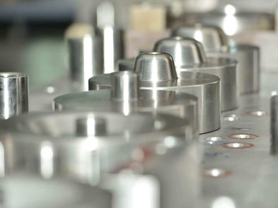 Emes Teker web sitesi ürün yapısı revizyonları için web yazılım geliştirmeleri başladı