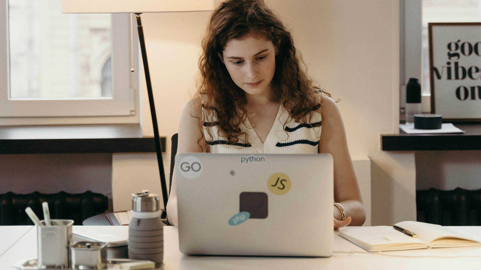 Dijital Başarının Temeli: Profesyonel Web Tasarım ve Web Yazılım Çözümleri