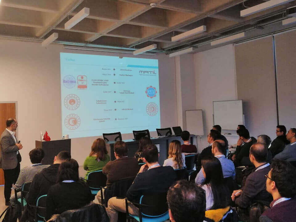 Matil Akademi için özgün web sitesi tasarım çalışmaları..